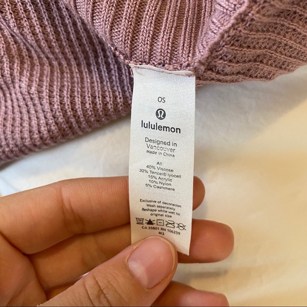 Lululemon Poncho - Picture 4 of 5